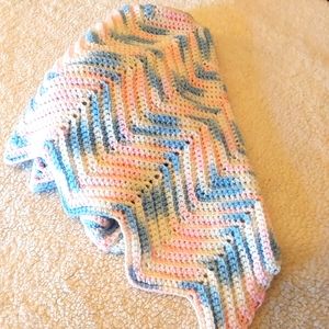 🌺 NEW Handmade Afgan Style Baby Blanket